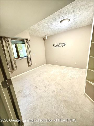 2352 Graystone Drive, Okemos, MI 48864