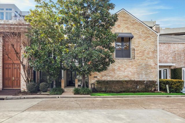 40 River Hollow Lane, Houston, TX 77027