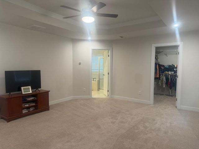 300 Finnegan Ct, Spring Hill, TN 37174