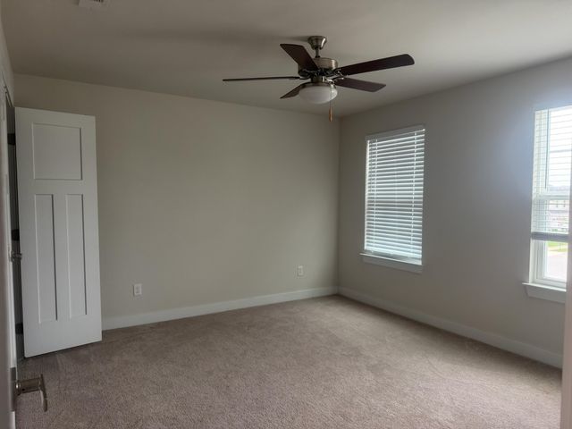 300 Finnegan Ct, Spring Hill, TN 37174