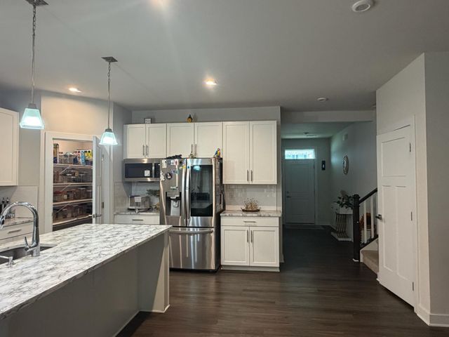 300 Finnegan Ct, Spring Hill, TN 37174