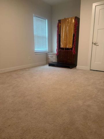 300 Finnegan Ct, Spring Hill, TN 37174
