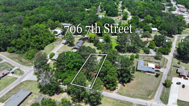706 7th Street, Tallassee, AL 36078
