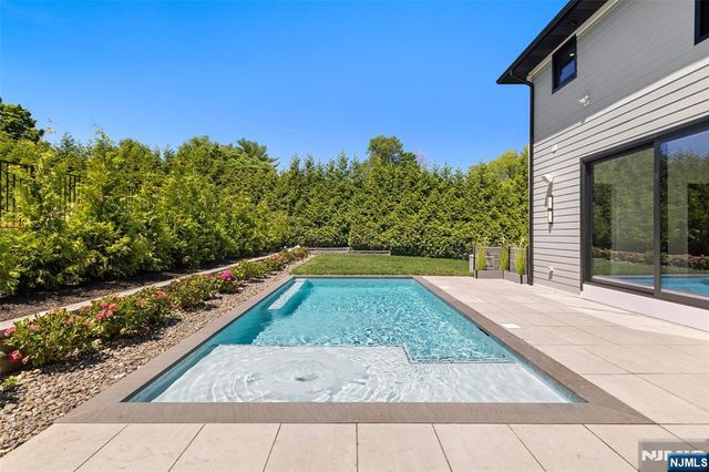 302 Pine Street, Haworth, NJ 07641