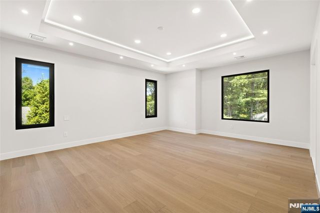 302 Pine Street, Haworth, NJ 07641