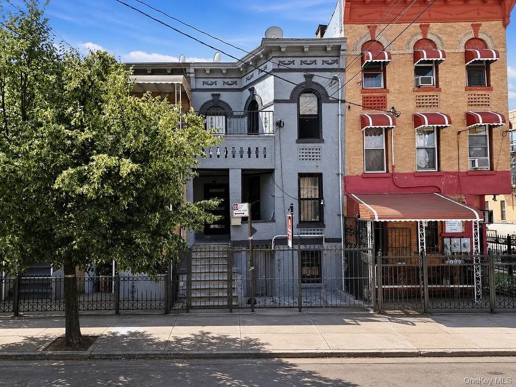 972 Dumont Avenue, Brooklyn, NY 11208 — photo 2
