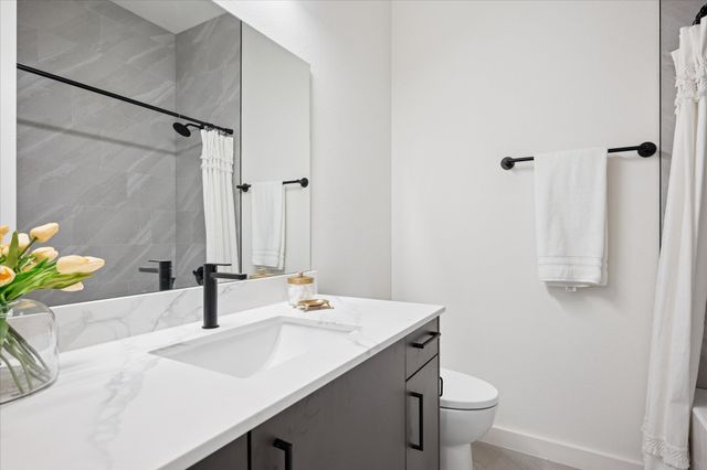 4534 Lake Avenue 103, Dallas, TX 75219