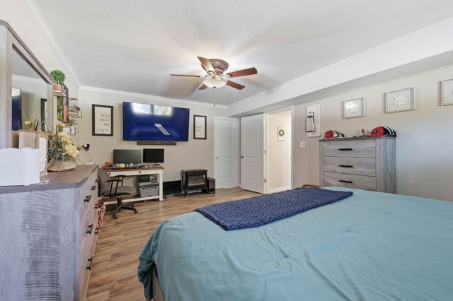 408 Needlewood Dr, Clarksville, TN 37040