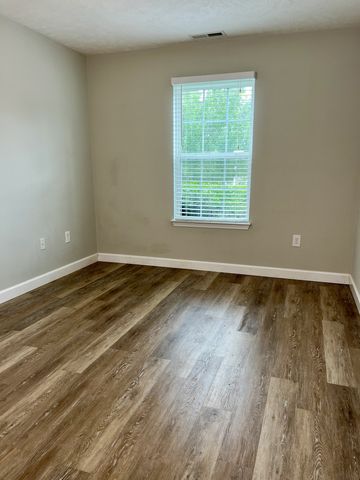 616 Niagra Ln, Murfreesboro, TN 37129