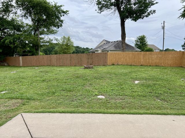 616 Niagra Ln, Murfreesboro, TN 37129