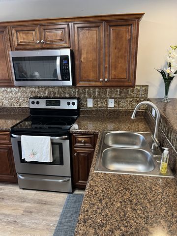 616 Niagra Ln, Murfreesboro, TN 37129