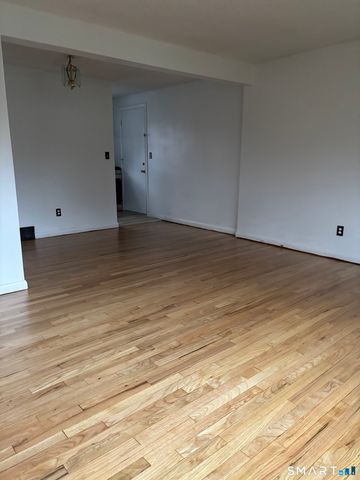 154 Park Street A1, Manchester, CT 06040