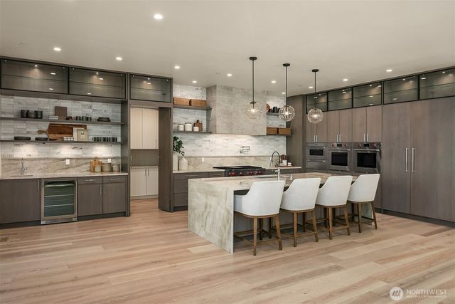 5222 Forest Avenue SE, Mercer Island, WA 98040