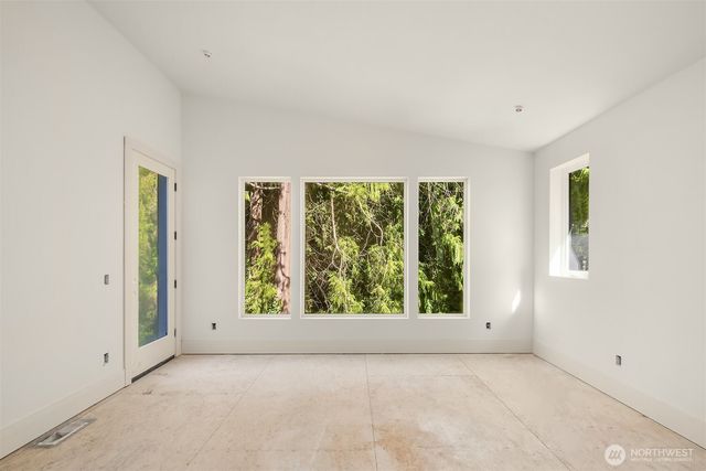 5222 Forest Avenue SE, Mercer Island, WA 98040