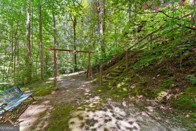 1688 Bahn Innsbruck, Helen, GA 30545