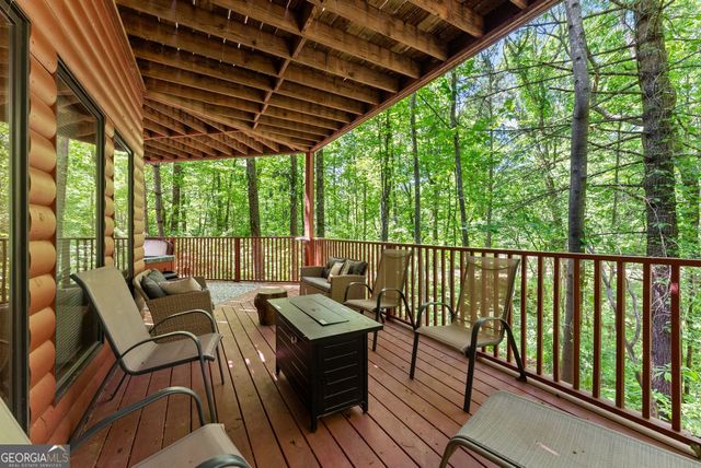 1688 Bahn Innsbruck, Helen, GA 30545