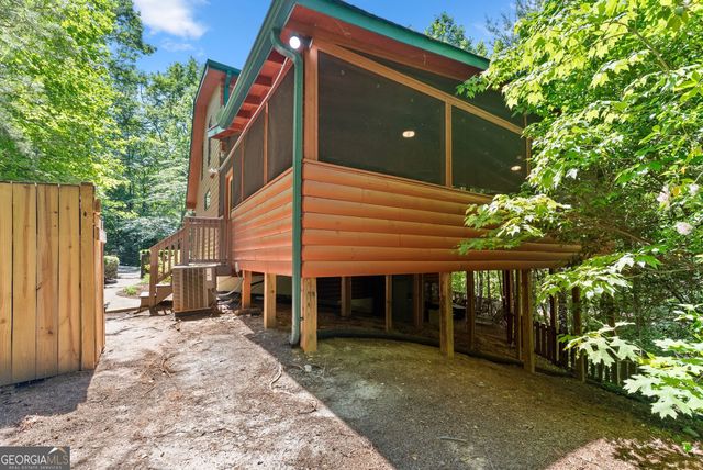 1688 Bahn Innsbruck, Helen, GA 30545