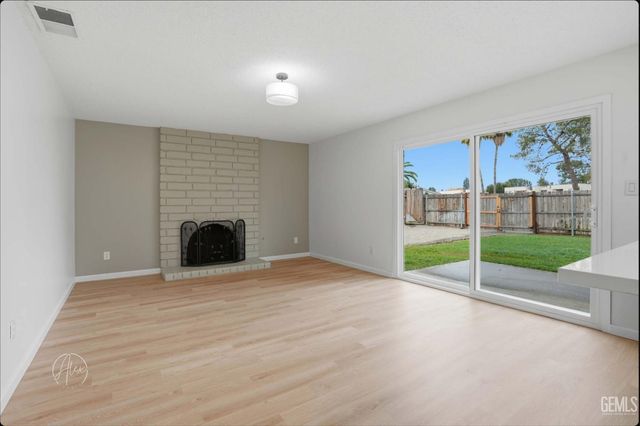 6608 Edgemont Drive, Bakersfield, CA 93309