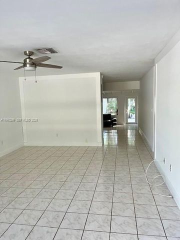 5650 NE 17th Ter 5650, Fort Lauderdale, FL 33334