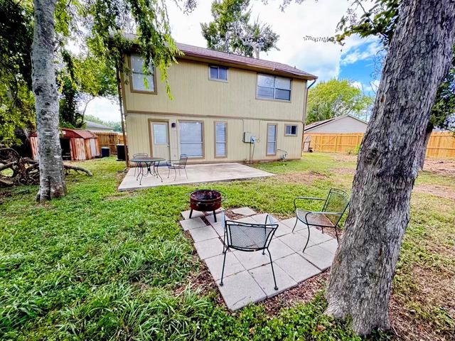 106 Land Grant Court, Richmond, TX 77406