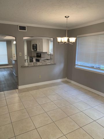 106 Land Grant Court, Richmond, TX 77406