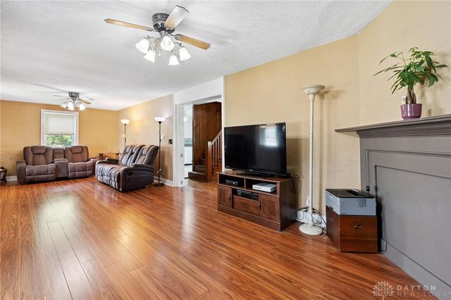 8881 N US-42, Waynesville, OH 45068