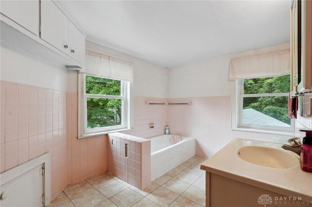 8881 N US-42, Waynesville, OH 45068
