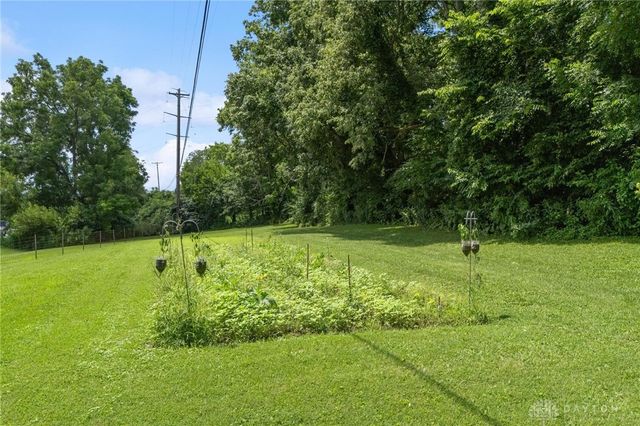 8881 N US-42, Waynesville, OH 45068