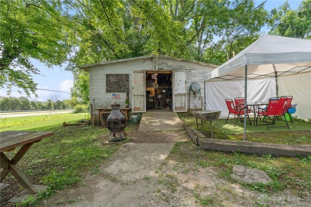 8881 N US-42, Waynesville, OH 45068