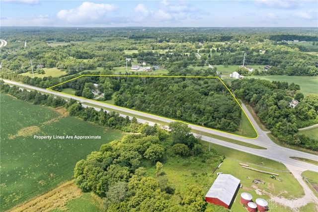 8881 N US-42, Waynesville, OH 45068