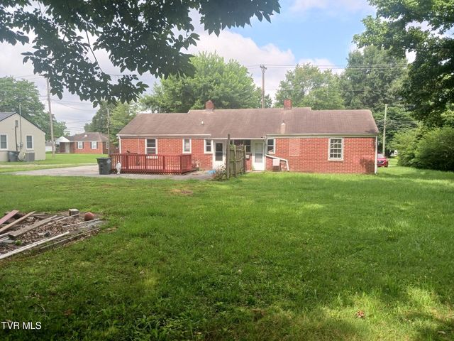 2040 Sherwood Road, Kingsport, TN 37664