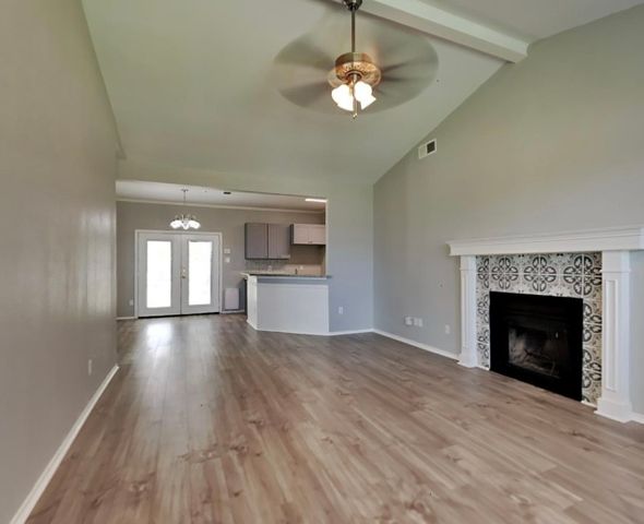 2305 Woodhollow Avenue, Mesquite, TX 75150
