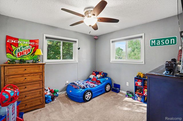611 Bunny Run Boulevard, Orion Charter Township, MI 48362