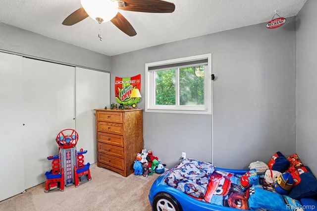 611 Bunny Run Boulevard, Orion Charter Township, MI 48362