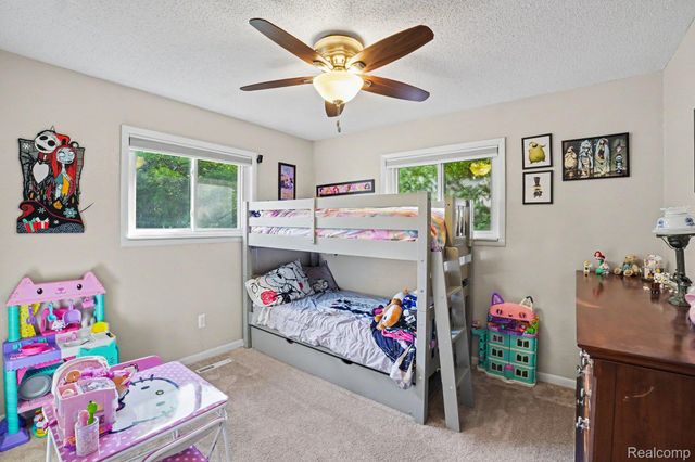 611 Bunny Run Boulevard, Orion Charter Township, MI 48362