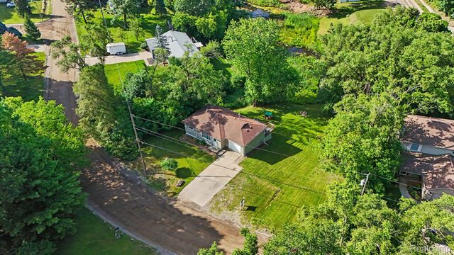 611 Bunny Run Boulevard, Orion Charter Township, MI 48362