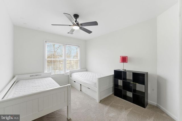 15450 EAGLE TAVERN LN, Centreville, VA 20120