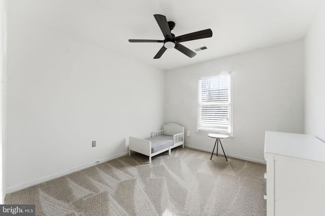 15450 EAGLE TAVERN LN, Centreville, VA 20120