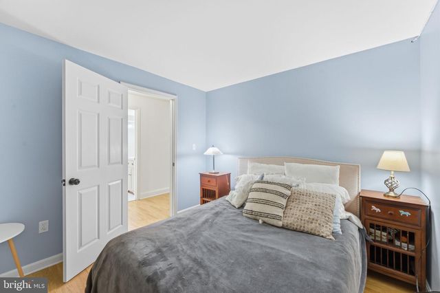 15450 EAGLE TAVERN LN, Centreville, VA 20120