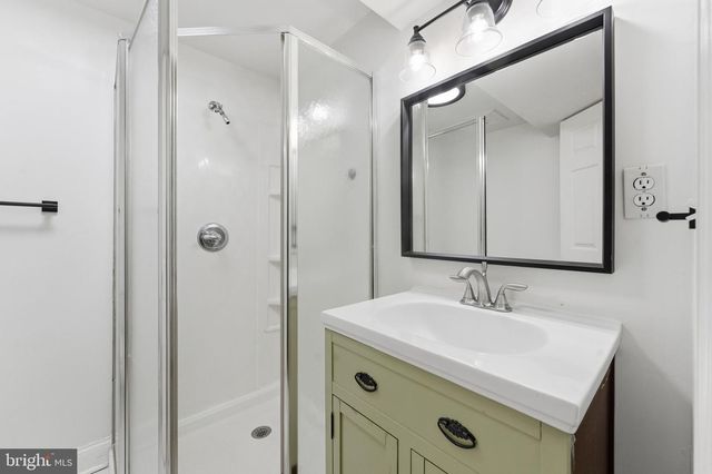 15450 EAGLE TAVERN LN, Centreville, VA 20120