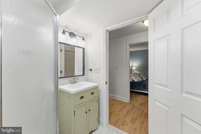 15450 EAGLE TAVERN LN, Centreville, VA 20120