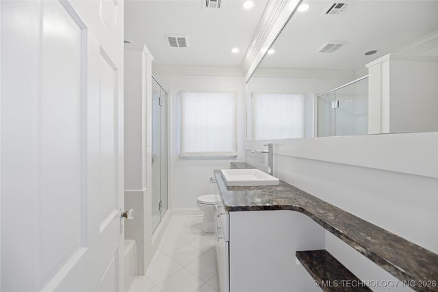 2537 E 18th Street, Tulsa, OK 74104