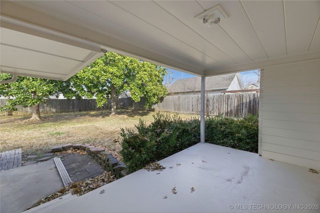 2537 E 18th Street, Tulsa, OK 74104