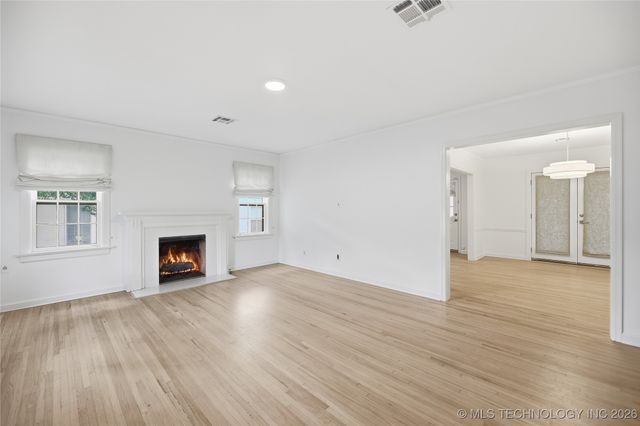 2537 E 18th Street, Tulsa, OK 74104