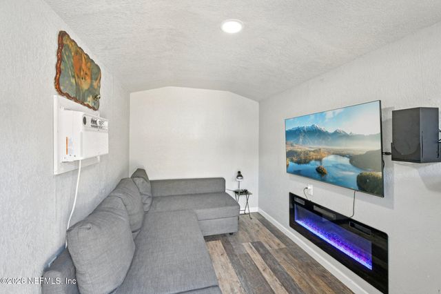 2971 TUSCARORA Trail, Middleburg, FL 32068