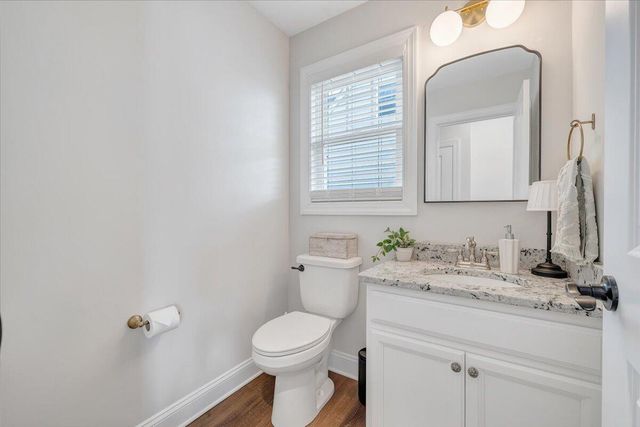 2287 Foxfield LN, Salem, VA 24153