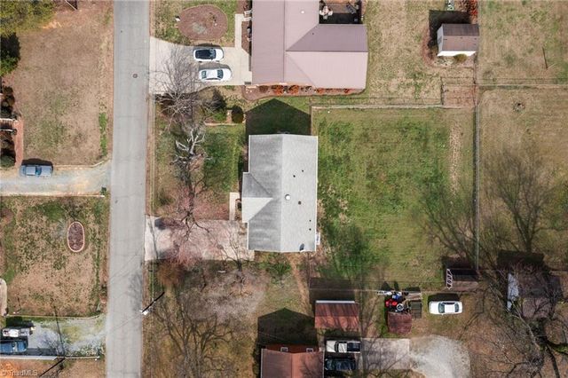 1714 Fairview Street, Burlington, NC 27215