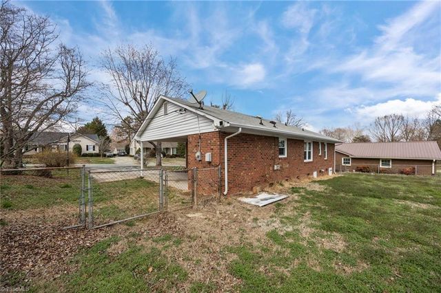 1714 Fairview Street, Burlington, NC 27215