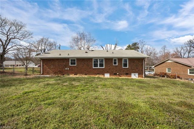 1714 Fairview Street, Burlington, NC 27215