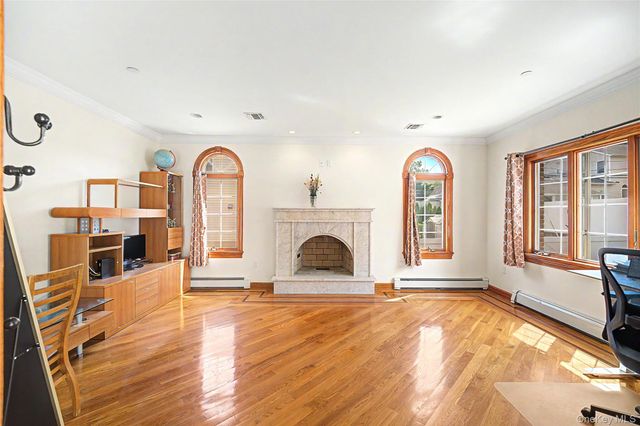 246-12 Cambria Avenue, Little Neck, NY 11362